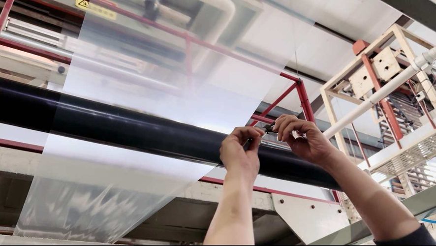 Micrometer inspection of PE film single-side thickness at HengYi Packaging